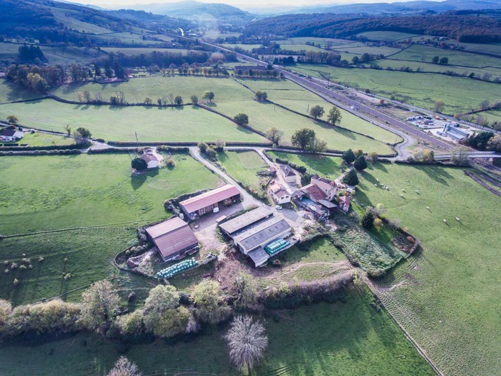 Ferme De La Corbette Acomodação com café da manhã Cluny Exterior foto